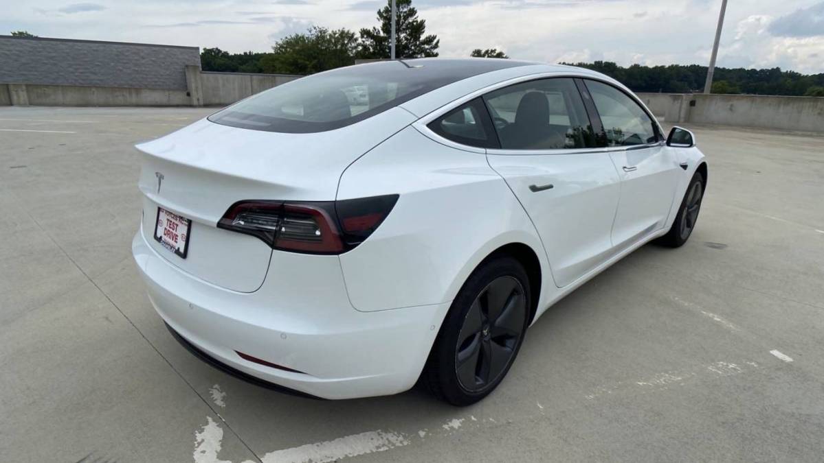 2018 Tesla Model 3 5YJ3E1EA3JF027153