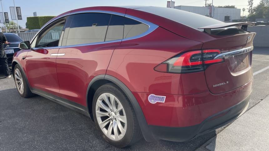 2018 Tesla Model X 5YJXCAE21JF131236