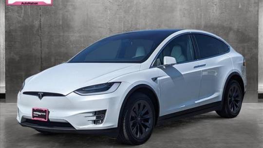 2018 Tesla Model X 5YJXCBE23JF128635