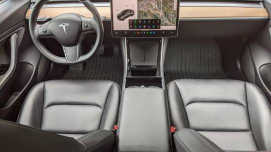 2019 Tesla Model 3 5YJ3E1EA5KF397795