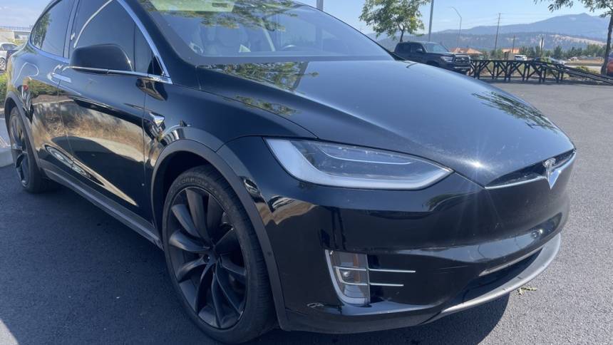 2018 Tesla Model X 5YJXCBE2XJF140507