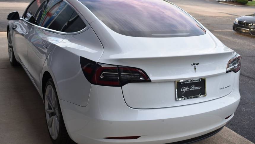 2018 Tesla Model 3 5YJ3E1EB5JF183168