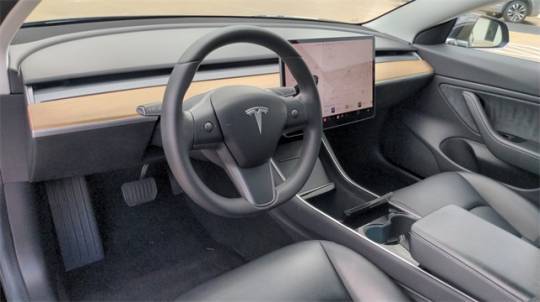 2019 Tesla Model 3 5YJ3E1EA3KF424640
