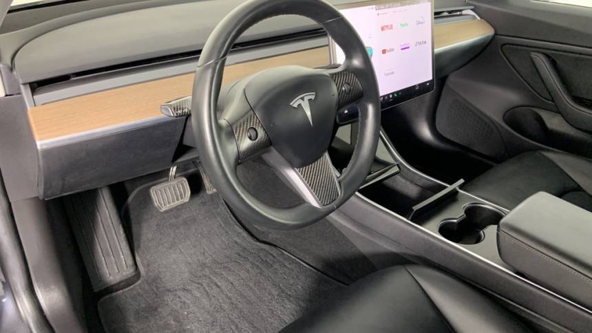 2018 Tesla Model 3 5YJ3E1EA7JF157937