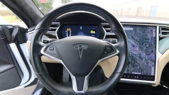 2016 Tesla Model S 5YJSA1E14GF154543