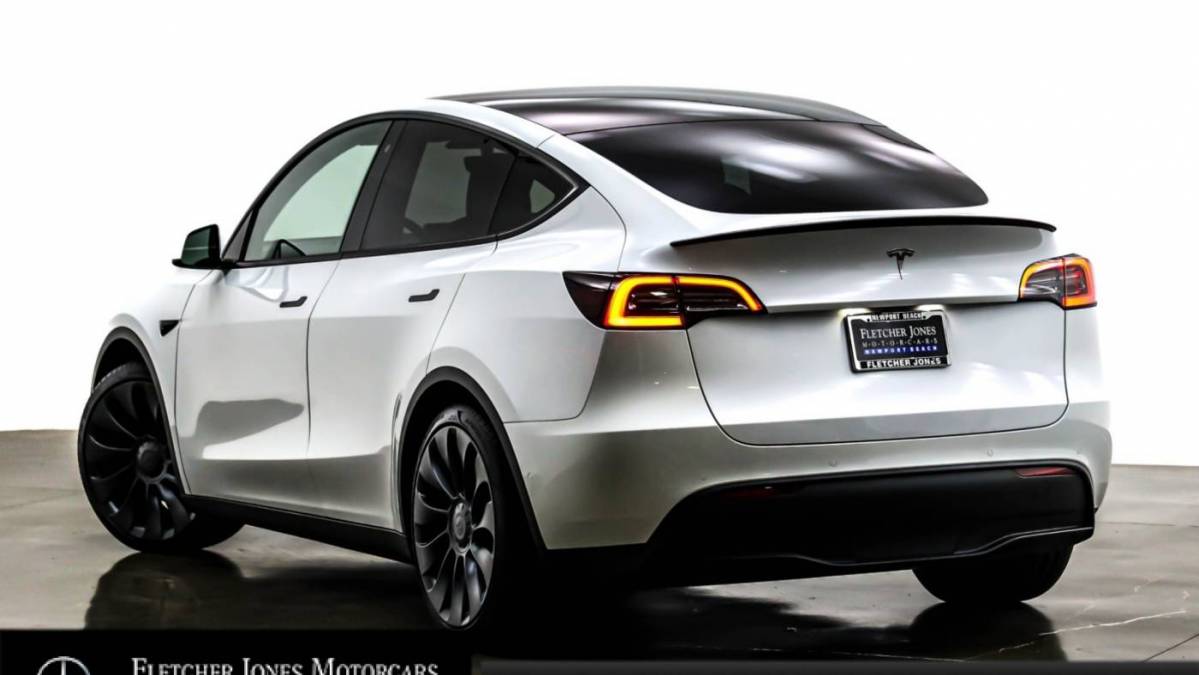 2020 Tesla Model Y 5YJYGDEF4LF043474