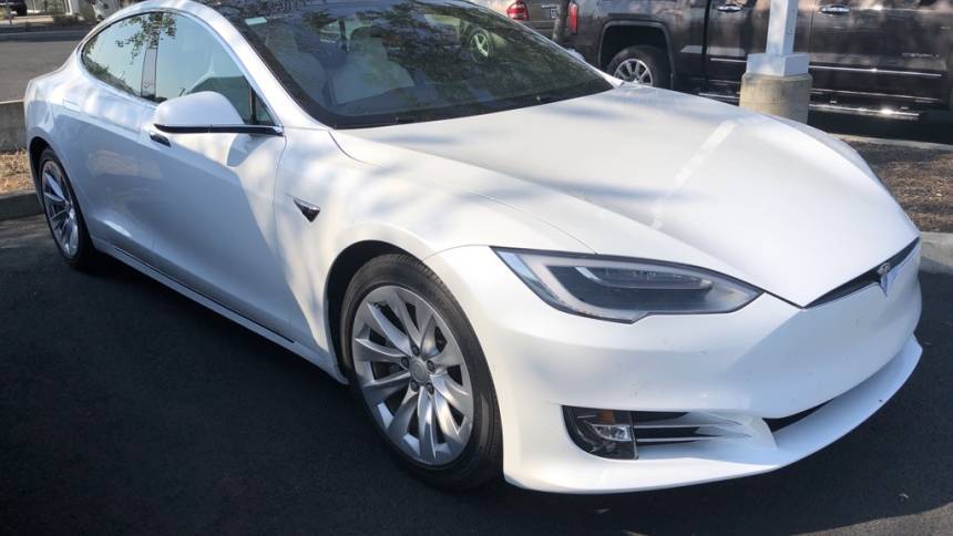 2017 Tesla Model S 5YJSA1E21HF231072