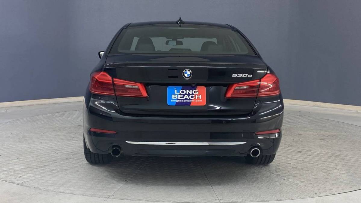 2018 BMW 5 Series WBAJB1C52JB374530