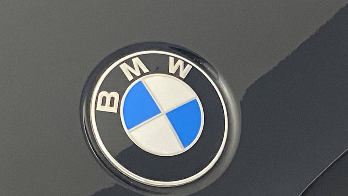 2018 BMW 5 Series WBAJB1C52JB374530