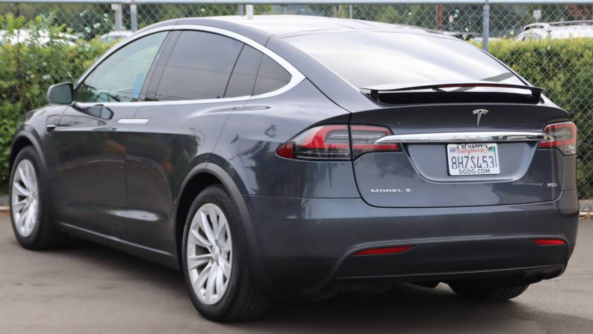 2018 Tesla Model X 5YJXCAE20JF144835
