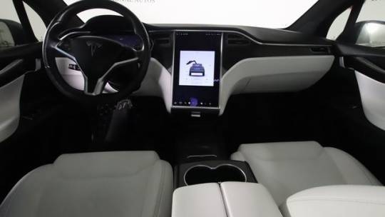 2017 Tesla Model X 5YJXCBE28HF066501