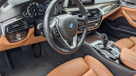 2019 BMW 5 Series WBAJB1C54KB375843