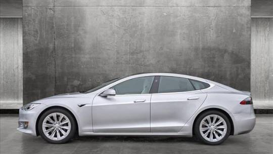 2017 Tesla Model S 5YJSA1E29HF230462