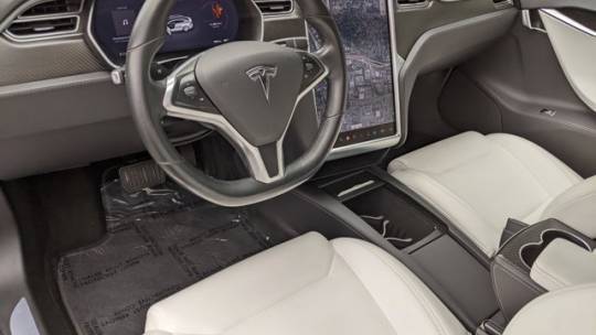 2017 Tesla Model S 5YJSA1E29HF230462