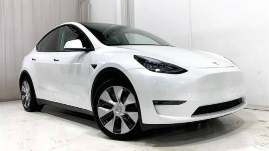 2021 Tesla Model Y 5YJYGDEE3MF228317
