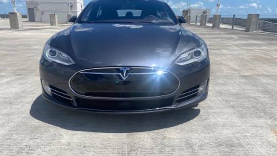 2015 Tesla Model S 5YJSA1H19FF080238