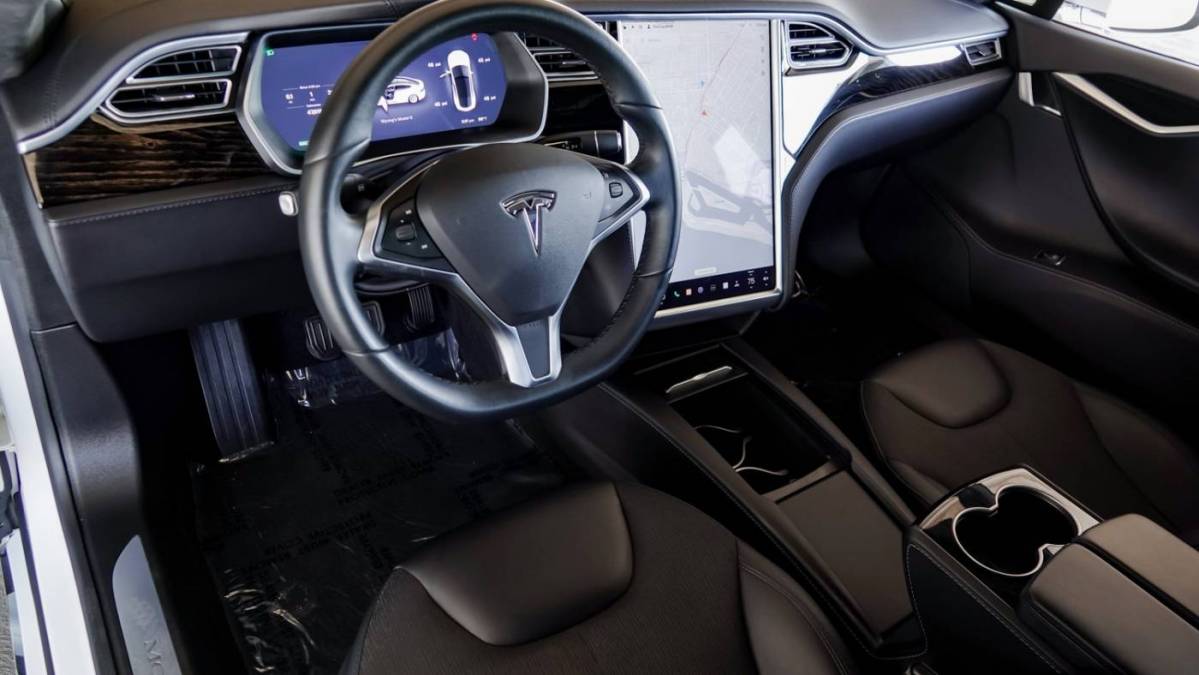 2016 Tesla Model S 5YJSA1E12GF154573