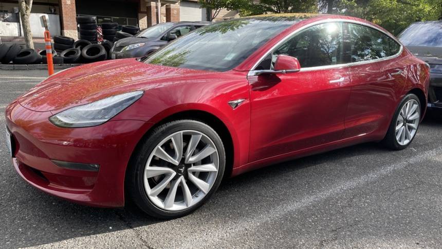 2018 Tesla Model 3 5YJ3E1EB8JF187134