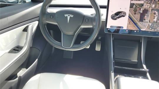2019 Tesla Model 3 5YJ3E1EB7KF259927
