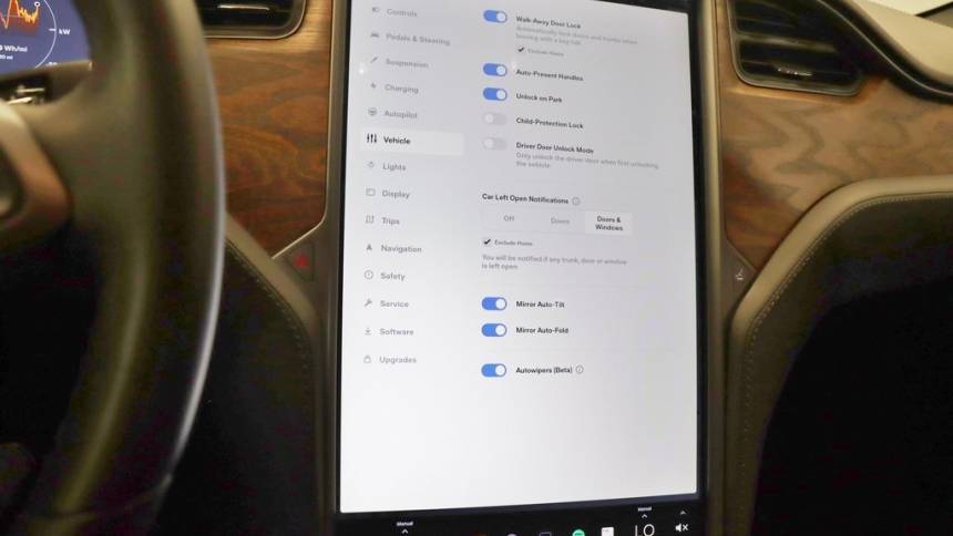 2018 Tesla Model S 5YJSA1E28JF273986