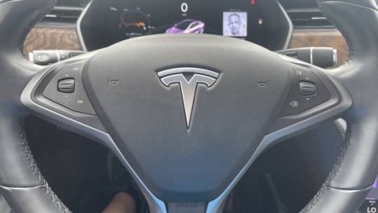 2018 Tesla Model S 5YJSA1E26JF261237
