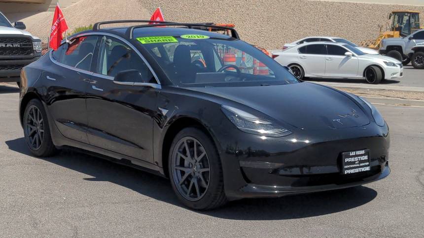 2019 Tesla Model 3 5YJ3E1EA5KF447563