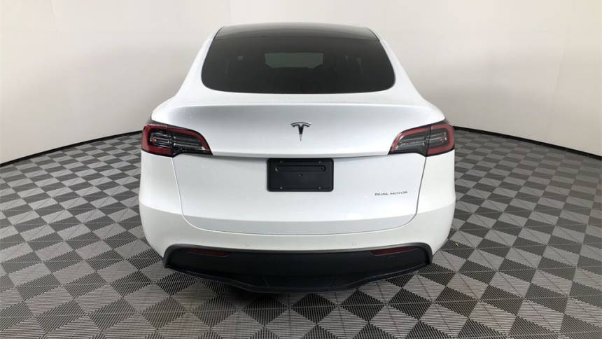 2021 Tesla Model Y 5YJYGDEE1MF255516