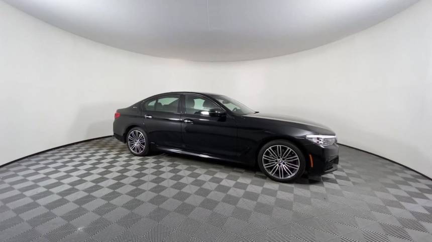 2018 BMW 5 Series WBAJA9C59JB251857