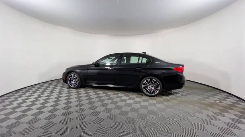 2018 BMW 5 Series WBAJA9C59JB251857