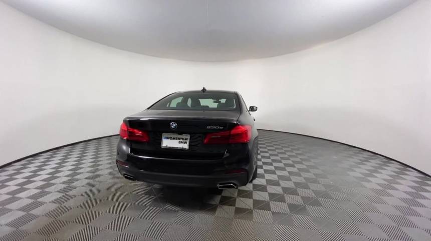 2018 BMW 5 Series WBAJA9C59JB251857