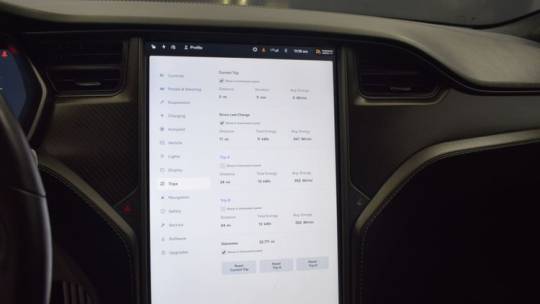 2019 Tesla Model S 5YJSA1E43KF333904