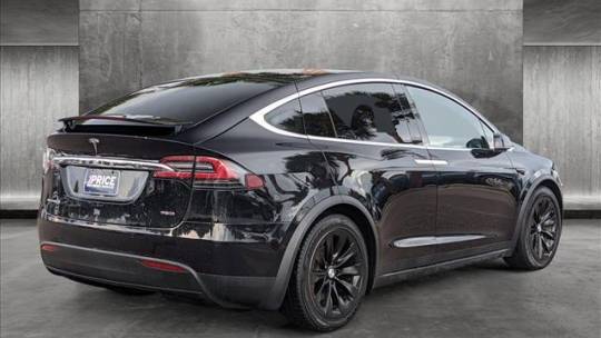2016 Tesla Model X 5YJXCBE27GF025758
