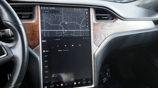 2019 Tesla Model S 5YJSA1E46KF330771