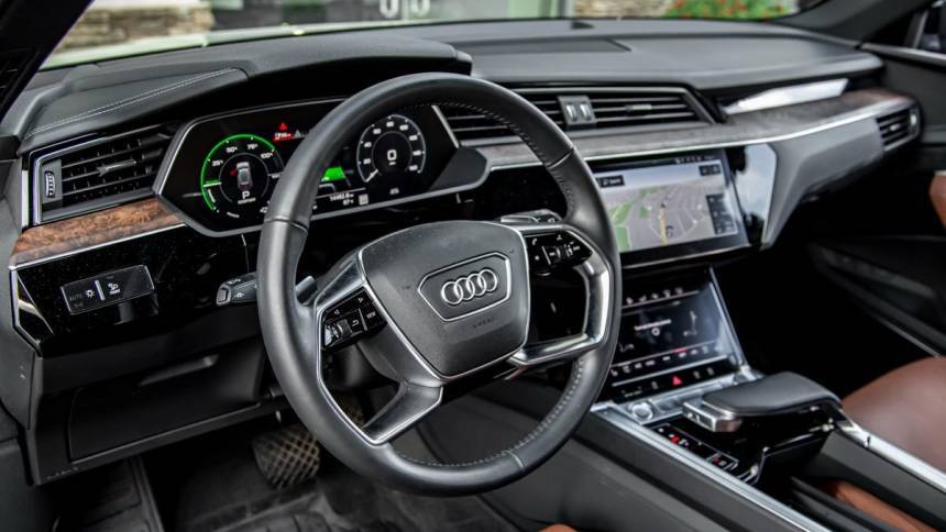 2019 Audi e-tron WA1VAAGE1KB011889