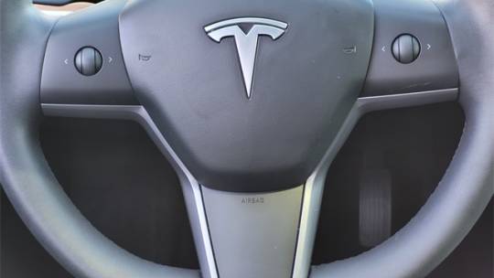 2020 Tesla Model 3 5YJ3E1EB1LF650573