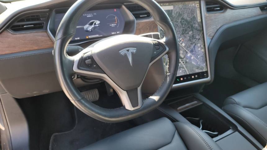 2019 Tesla Model S 5YJSA1E22KF305641