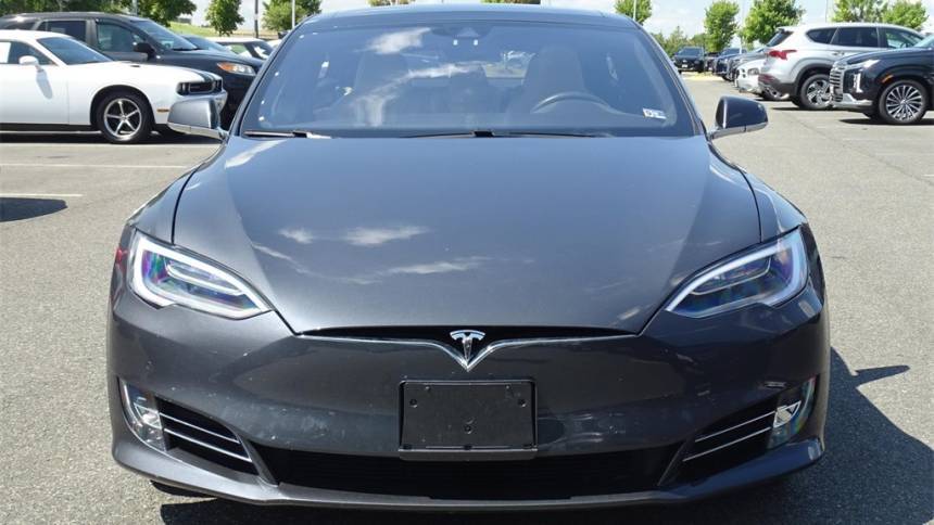 2016 Tesla Model S 5YJSA1E28GF145711