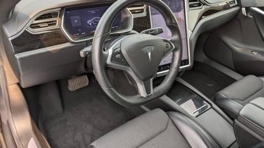 2017 Tesla Model S 5YJSA1E26HF211397