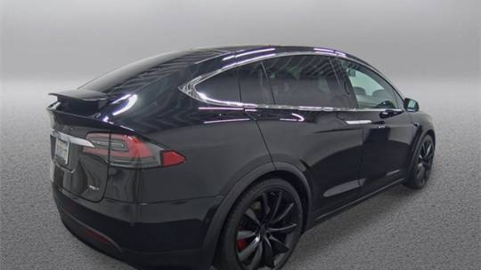 2017 Tesla Model X 5YJXCBE27HF066344