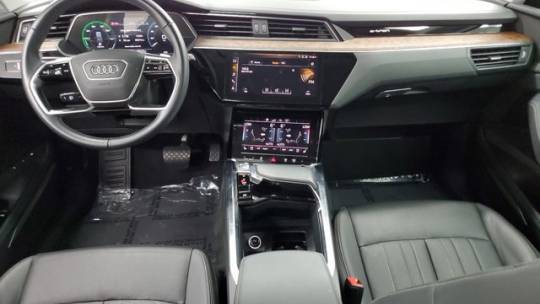 2019 Audi e-tron WA1LAAGE6KB014259
