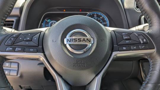 2022 Nissan LEAF 1N4AZ1CV1NC554683