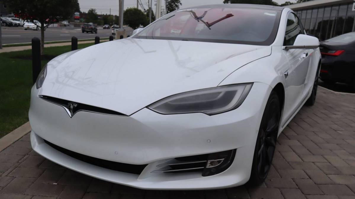 2016 Tesla Model S 5YJSA1E42GF166958
