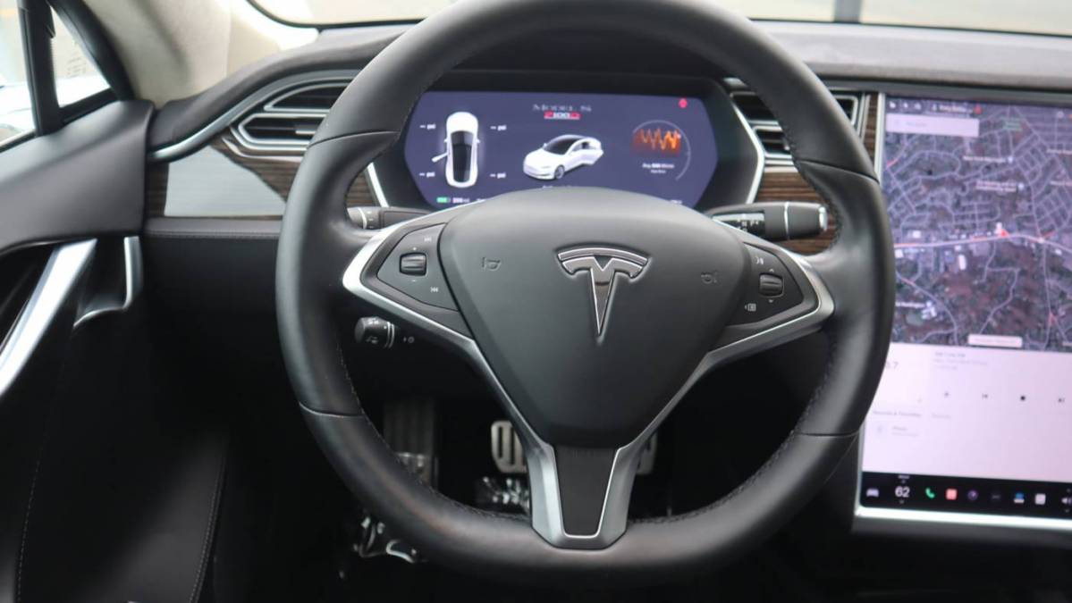 2016 Tesla Model S 5YJSA1E42GF166958