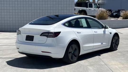 2019 Tesla Model 3 5YJ3E1EB5KF436975