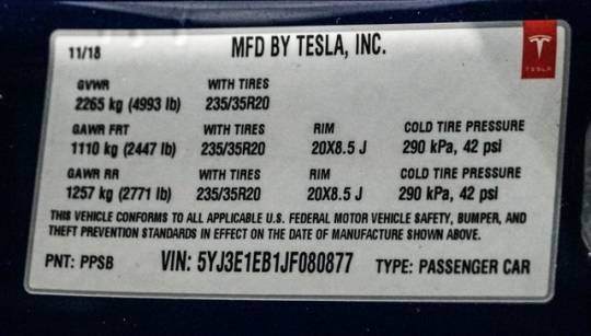 2018 Tesla Model 3 5YJ3E1EB1JF080877