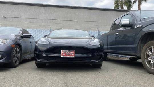 2019 Tesla Model 3 5YJ3E1EA0KF399888