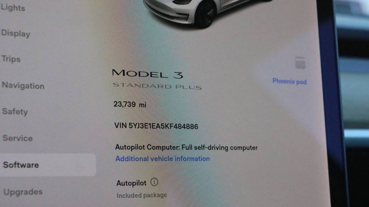 2019 Tesla Model 3 5YJ3E1EA5KF484886