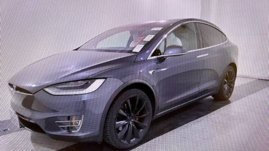 2020 Tesla Model X 5YJXCDE40LF273728