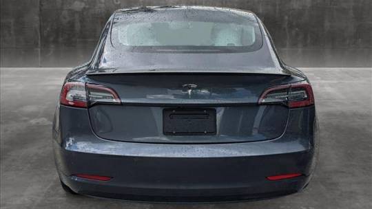 2019 Tesla Model 3 5YJ3E1EB4KF393357