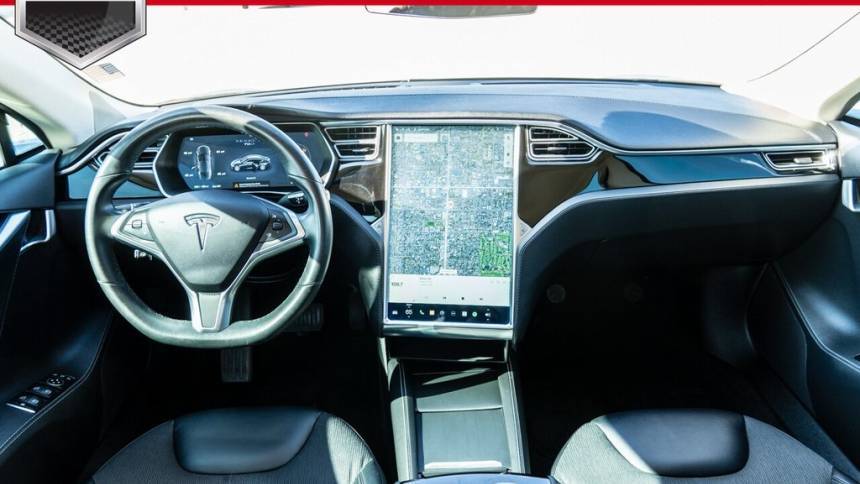 2015 Tesla Model S 5YJSA1S26FF090114